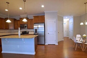 162 Skyros Loop in Cary, NC - Building Photo - Building Photo