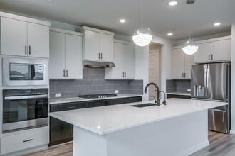 506 Retozo Cv in Liberty Hill, TX - Building Photo - Building Photo