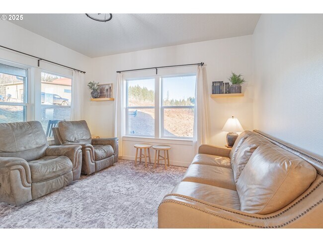2013 NE North Fork Ave, Unit 2013 in La Center, WA - Building Photo - Building Photo