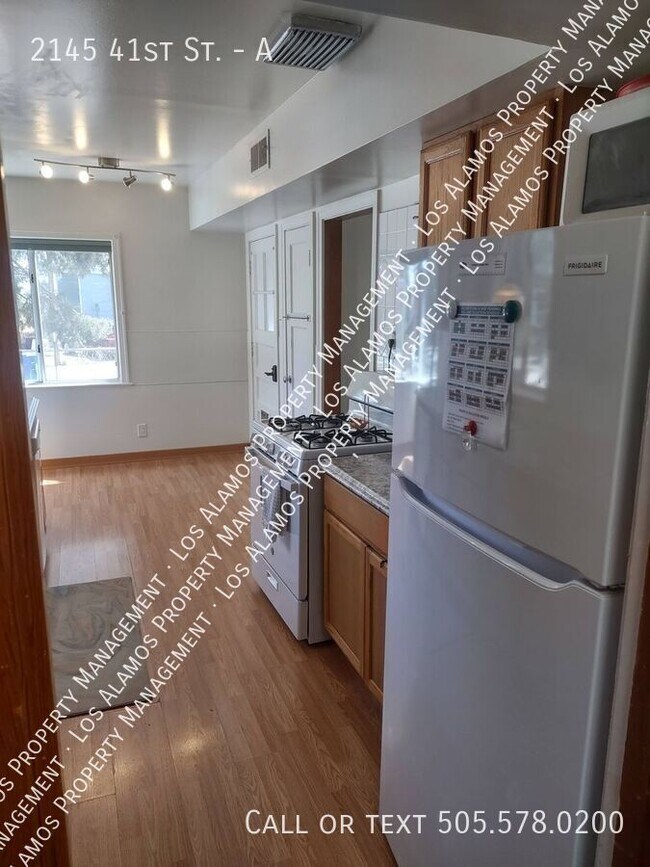 2145 41st St in Los Alamos, NM - Building Photo - Building Photo
