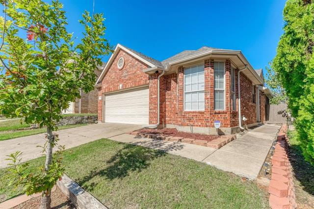 4917 Lodgepole Ln in Fort Worth, TX - Building Photo - Building Photo