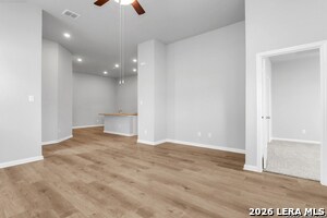 194 Nespral Dr in San Antonio, TX - Foto de edificio - Building Photo