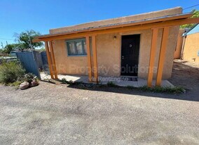 300 San Pasquale Ave NW in Albuquerque, NM - Building Photo