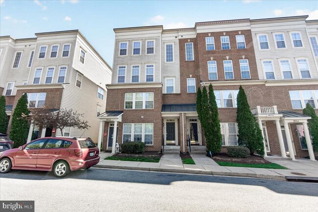 property at 1811b Wheyfield Dr