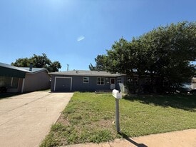 509 W Plains Ave in Clovis, NM - Building Photo