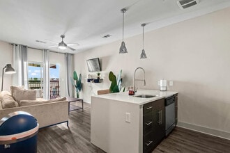 455 14th St NW in Atlanta, GA - Foto de edificio - Building Photo