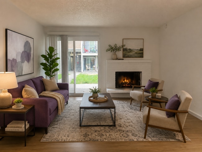 102 Tacoma Blvd S, Unit 1