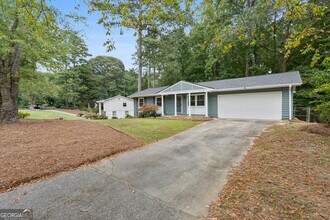 3137 Ann Rd SE in Smyrna, GA - Building Photo - Building Photo