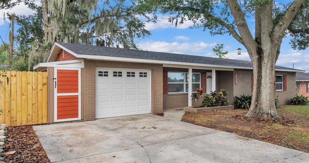 4909 Toni Ave in Lakeland, FL - Building Photo