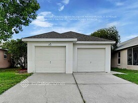 2411 Cedarfield Ln in Kissimmee, FL - Building Photo