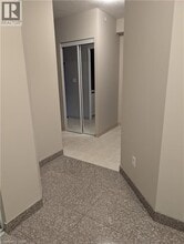 239 Auburn Dr in Waterloo, ON - Building Photo - Building Photo