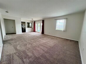 204 Pompano Dr SE in St. Petersburg, FL - Building Photo - Building Photo