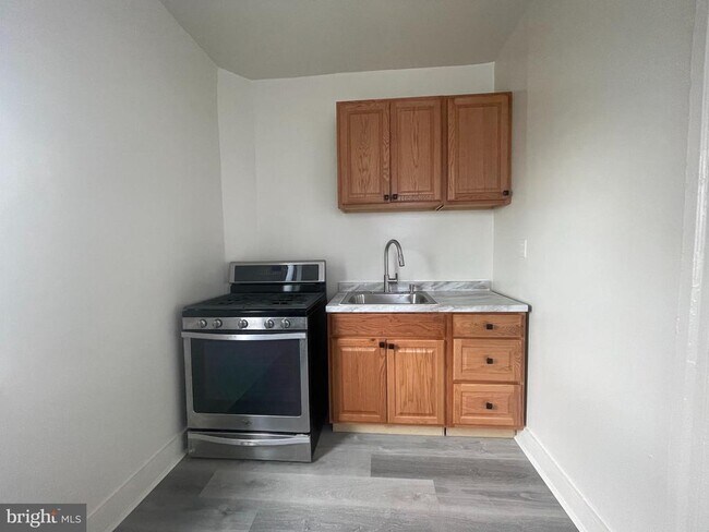property at 270 S 52nd St