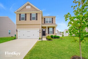 565 Weaver Ridge Dr in Marysville, OH - Building Photo