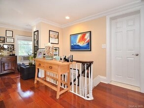 82 Central Ave in Sea Cliff, NY - Building Photo - Building Photo