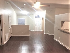 4466 Hunters Haven Ln E in Jacksonville, FL - Building Photo - Building Photo