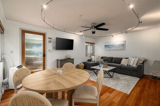457 Coast Blvd in San Diego, CA - Building Photo - Building Photo