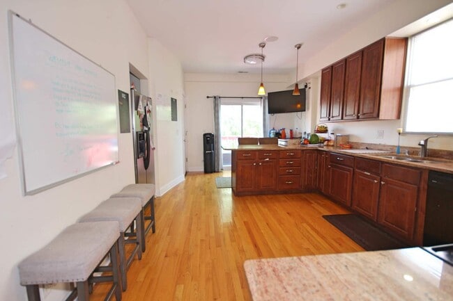 3328 W Cuyler Ave in Chicago, IL - Building Photo - Building Photo