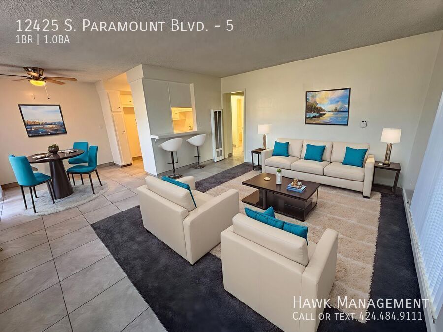 12425 Paramount Blvd in Downey, CA - Building Photo