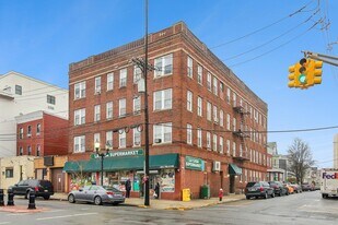 6700 Park Ave in West New York, NJ - Building Photo