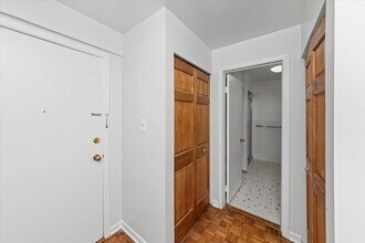 700 McKinley Ave in Mundelein, IL - Building Photo - Building Photo