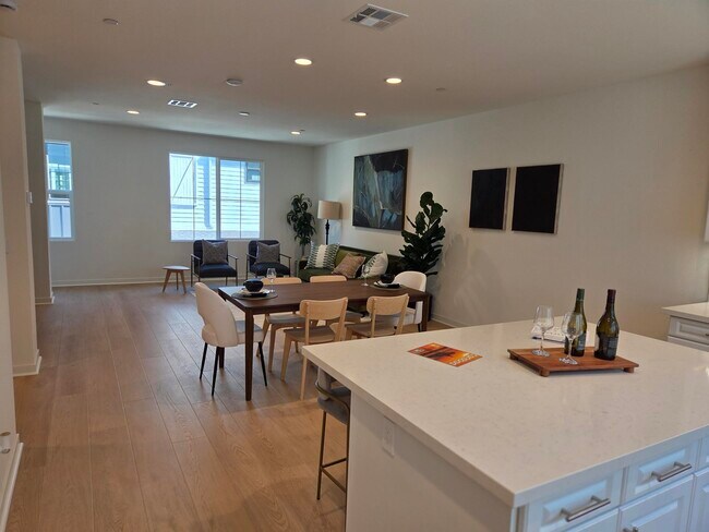 2524 Chamomile Ln in Carlsbad, CA - Building Photo - Building Photo