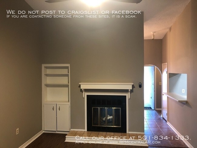 301 Kings Row Dr-Unit -Apt 404 in Little Rock, AR - Building Photo - Building Photo