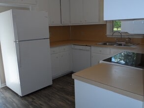419 Lakeview Rd in Durham, NC - Building Photo - Building Photo