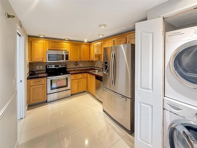 property at 3520 Oaks Way