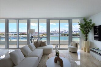 520 West Ave in Miami Beach, FL - Building Photo - Building Photo