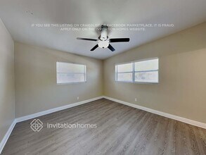 5218 Grandview Dr in Orlando, FL - Foto de edificio - Building Photo