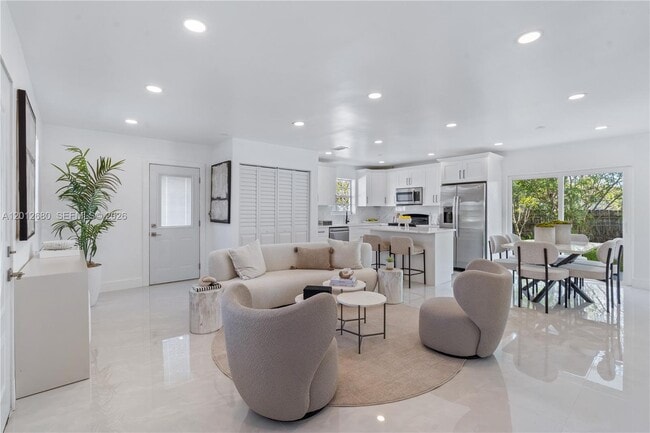 1360 SW 6th Terrace in Deerfield Beach, FL - Building Photo - Building Photo