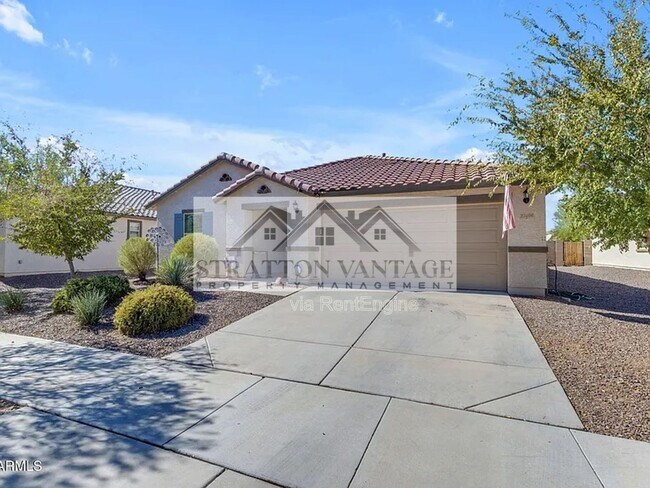 27406 172nd Ave in Surprise, AZ - Building Photo - Building Photo