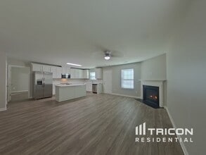 4819 McClure Rd in Charlotte, NC - Foto de edificio - Building Photo