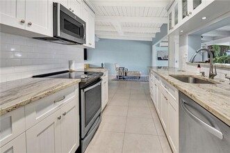 12 Sunset Ln in Pompano Beach, FL - Foto de edificio - Building Photo