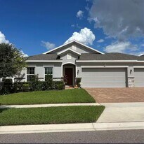 440 Tisone Ln in Davenport, FL - Building Photo