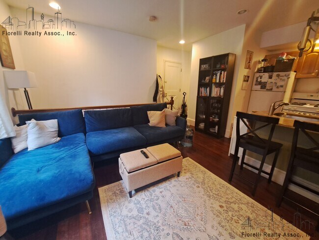 22 Henchman St, Unit 2 in Boston, MA - Building Photo - Building Photo