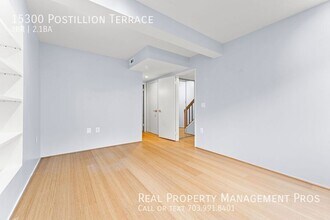 15300 Postillion Terrace in Woodbridge, VA - Building Photo - Building Photo