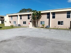 2800 Georgia Ave in West Palm Beach, FL - Foto de edificio - Building Photo