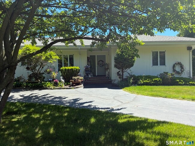 10 Heron Rd