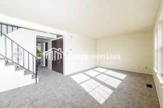 7673 Mt Hood in Huber Heights, OH - Building Photo - Building Photo