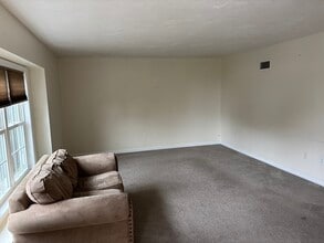 10 Canali Dr in Milford, MA - Building Photo - Building Photo