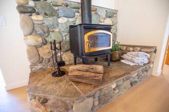 12996 Oberwald Way in Truckee, CA - Building Photo - Building Photo