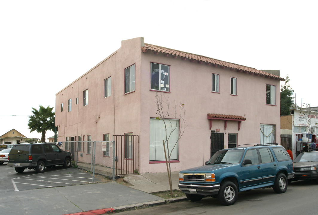 3137 National Ave in San Diego, CA - Foto de edificio