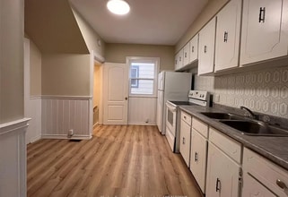 1315 Lincoln Rd in Windsor, ON - Building Photo - Building Photo