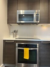 3606 Rock Creek Church Rd NW, Unit 204 in Washington, DC - Foto de edificio - Building Photo