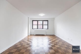 145 E 16th St in New York, NY - Building Photo - Building Photo