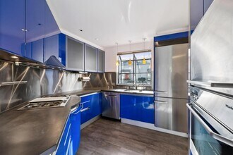 237 High St in Palo Alto, CA - Building Photo - Building Photo