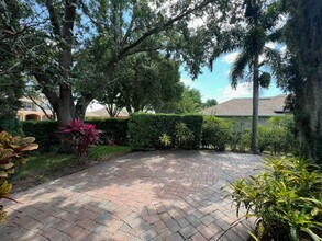 7904 Westminster Abbey Blvd in Orlando, FL - Building Photo - Building Photo