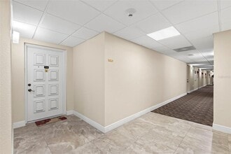 700 Island Way in Clearwater, FL - Building Photo - Building Photo